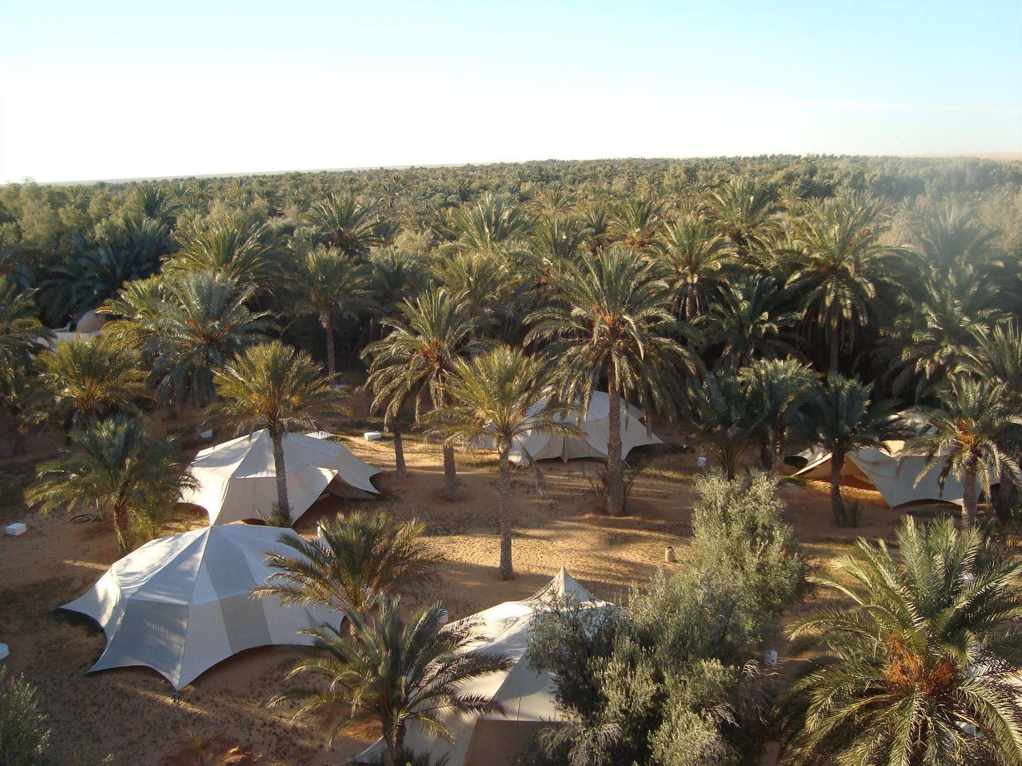 Campement Yadis Ksar Ghilane Extérieur photo
